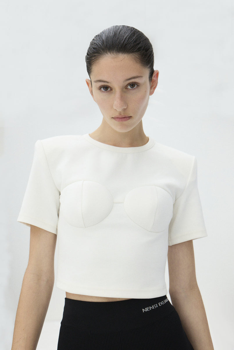 【NONCODE】Mihich Bustier + T-shirt Set NONCODE】Mihich Bustier + T-shirt Set Shop the Fusion